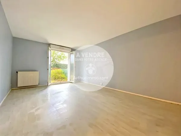 Appartement T3 de 65 m2 avec jardin privatif.