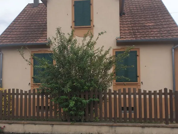 Maison 114m2 avec dépendances sur grand terrain de 8,90ares