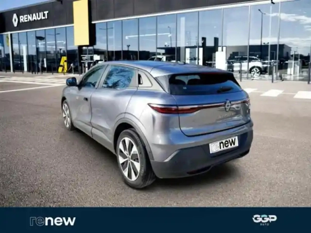Renault Megane e-tech electric ev60 130ch evolution er super charge — photo 15
