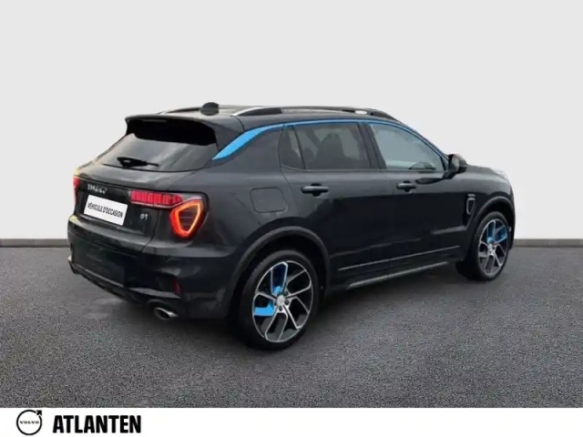 Lynk&Amp;Co 01 1.5 phev 261 ch dcth7 — photo 3
