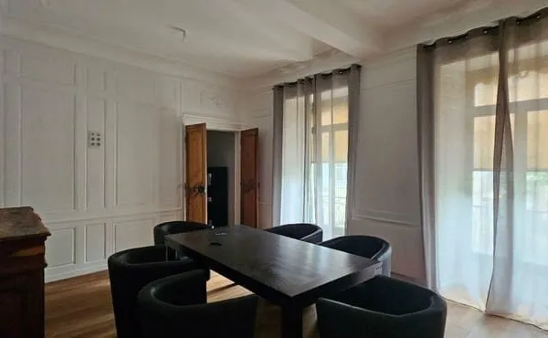 Bureaux 75 m²