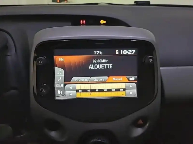 Toyota Aygo 1.0 vvt-i — photo 22