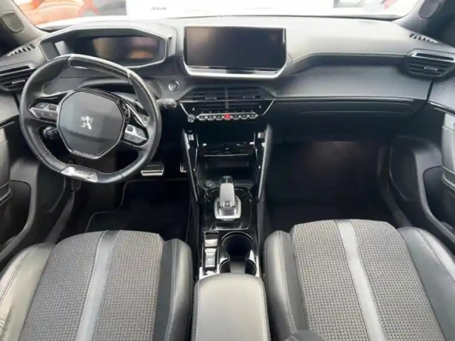 Peugeot 2008 1.2 puretech 130ch s&amp;s gt eat8 — photo 8