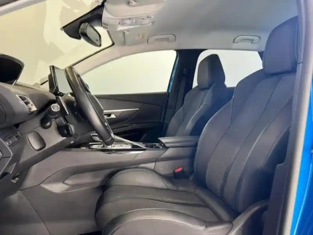 Peugeot 3008 1.5 bluehdi 130ch s&amp;s allure eat8 — photo 9