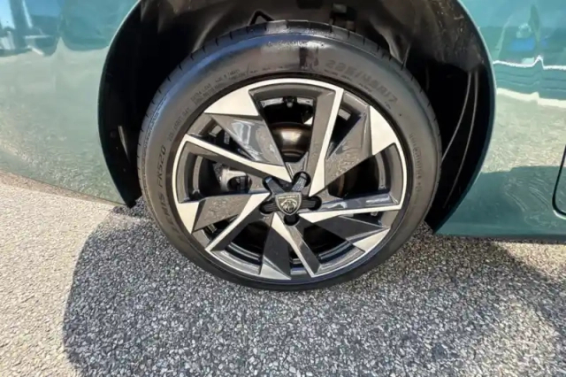 Peugeot 308 sw puretech 130ch s&amp;s eat8 — photo 28