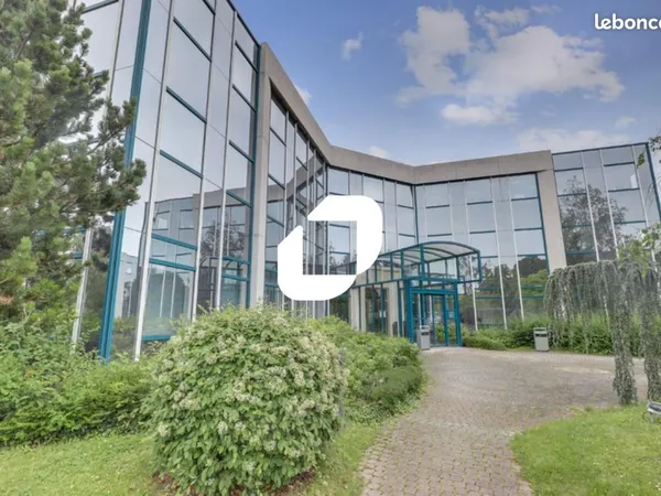Bureaux 1 324 m²