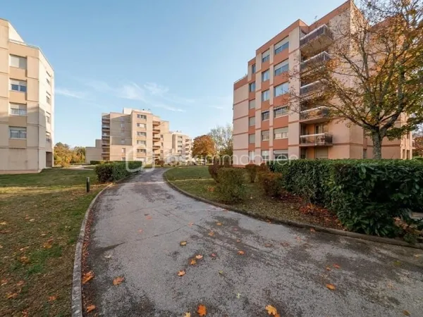 Talant : Appartement T3 - 62 m² - 2 chambres,balcon et garage