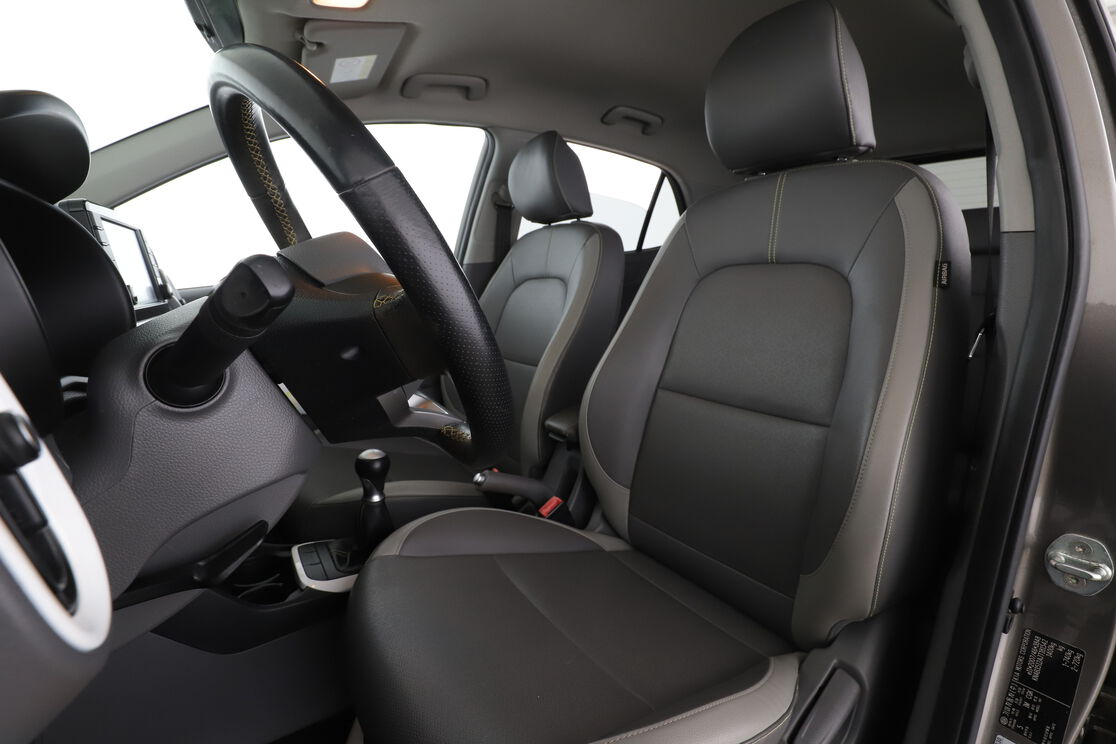 Kia Picanto 1.2 X Line — photo 9