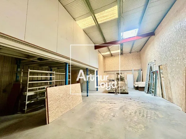 Local d'activité 175 m²