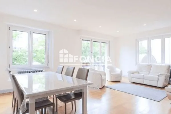 Appartement 6 pièces 148 m²