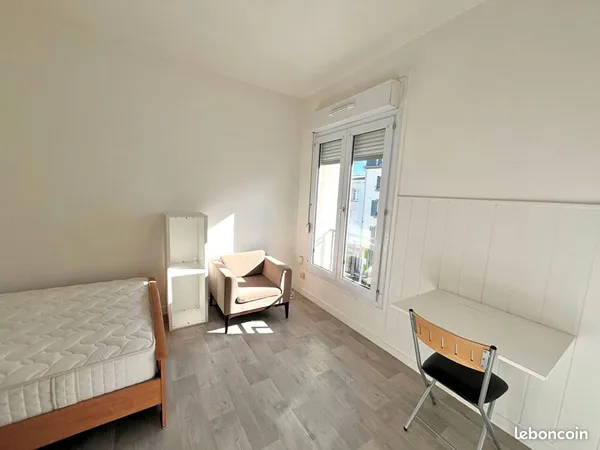 Studio 1 pièce 19 m²