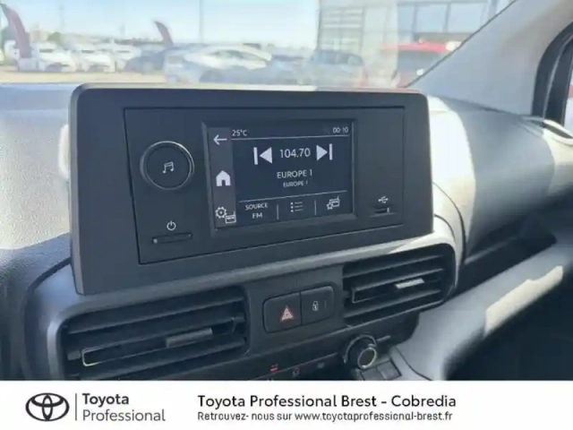 Toyota Proace city medium 130 d-4d start mc24 — photo 30