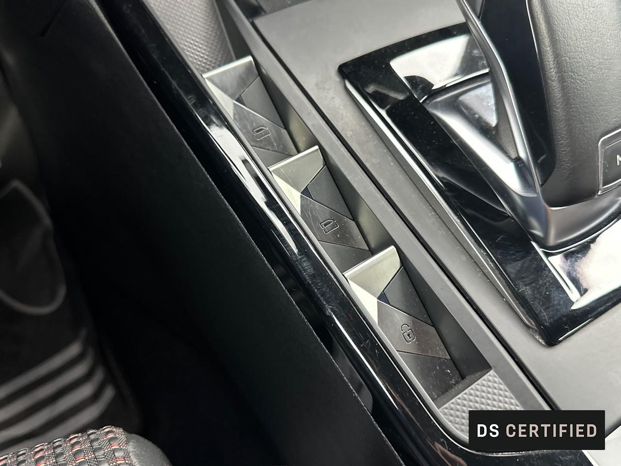 Ds Ds 3 crossback puretech 130 eat8 performance line+ — photo 33