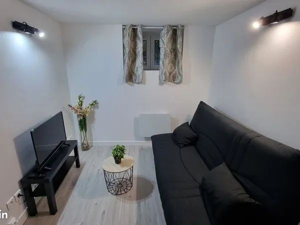 à louer - studio meublé rénové à neuf - athis-mons (91)