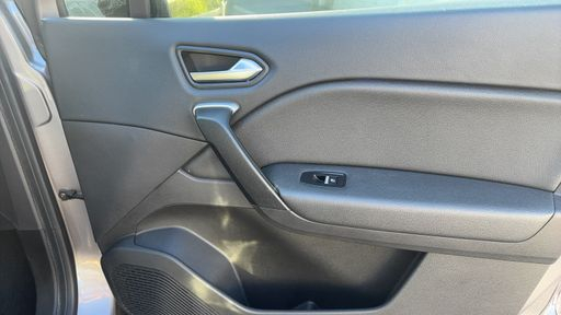 Renault Captur 1.3 TCe 130 - Intens – 2020 – 58544 km – Essence – Boîte Manuelle — photo 26