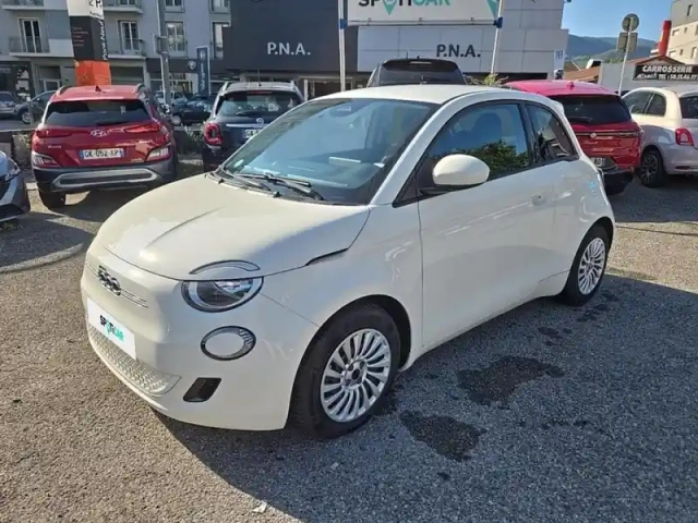 Fiat 500 e 95ch my23 — photo 1