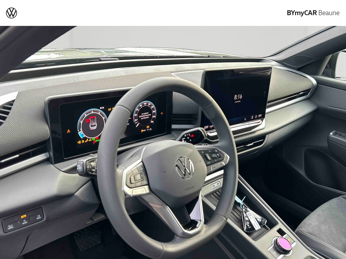 Volkswagen T-Roc 1.5 eTSI EVO2 Hybrid 150 ch DSG7 — photo 10