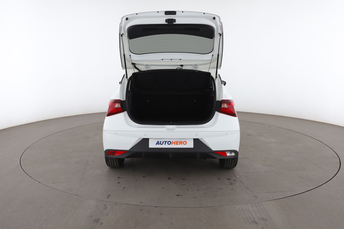 Hyundai i20 1.0 T-GDi Hybrid 48V Intuitive DCT-7 — photo 15