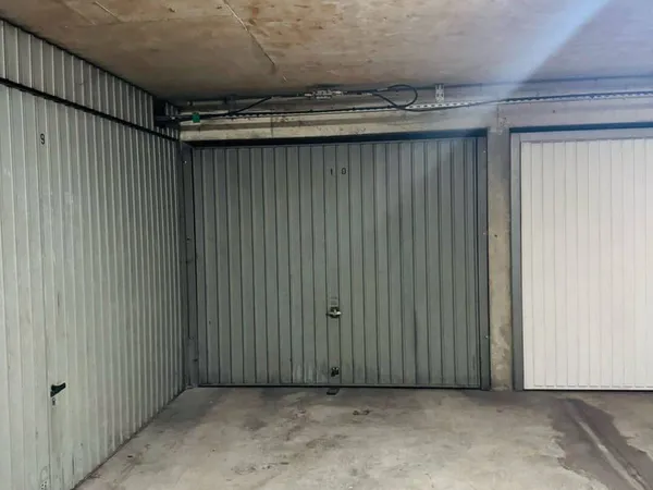 Parking 13 m²