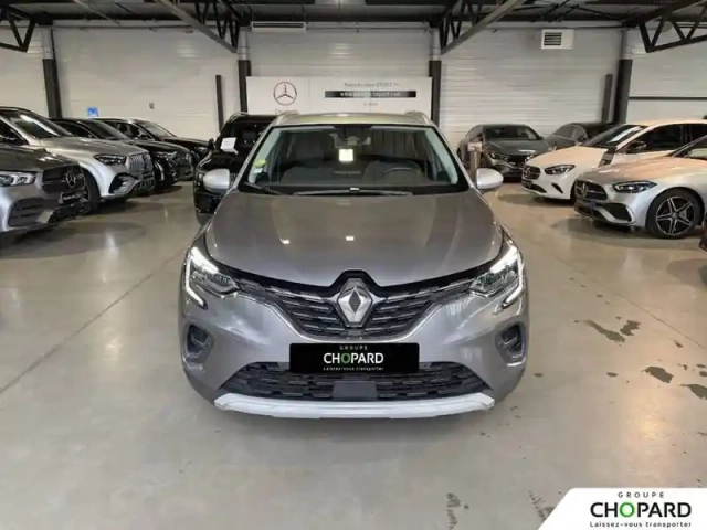 Renault Captur blue dci 115 edc — photo 32