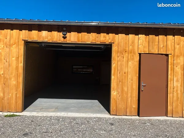 à louer - hangars de stockage neufs à crets en belledonne