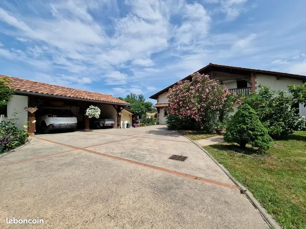 Maison 6 pièces 165 m²