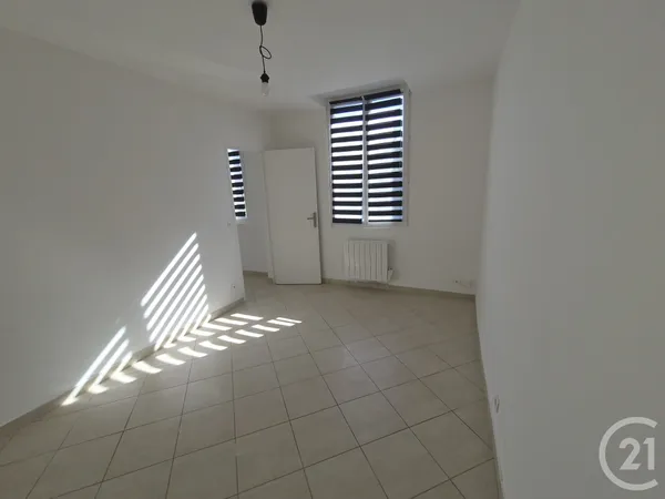 Studio 1 pièce 21 m²