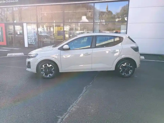 Dacia Sandero eco-g 120 auto — photo 16