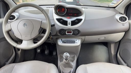 Renault Twingo 1.2 LEV 75 - Initiale – 2013 – 97550 km – Bicarburation essence bioéthanol – Boîte Manuelle — photo 23