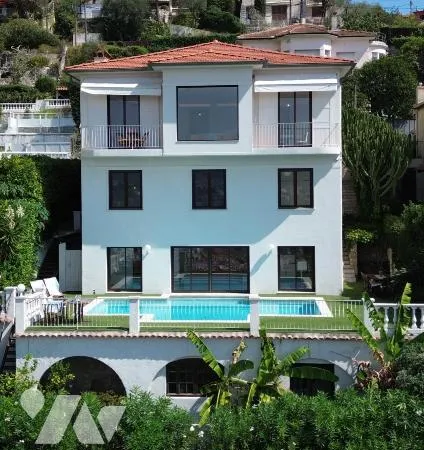 Maison 261 m²