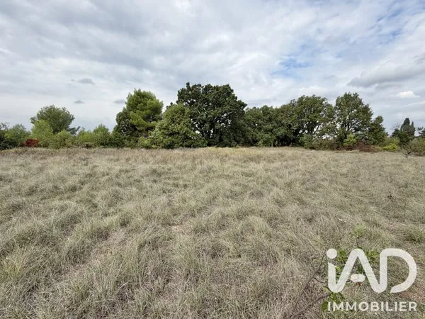 Terrain 2030 m²