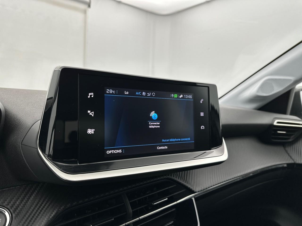 Peugeot 208 puretech 100 s&s bvm6 allure — photo 23