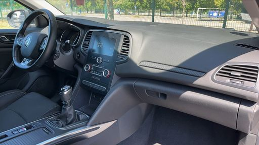 Renault Megane 1.2 TCe 100 Energy - Limited – 2017 – 146872 km – Essence – Boîte Manuelle — photo 25