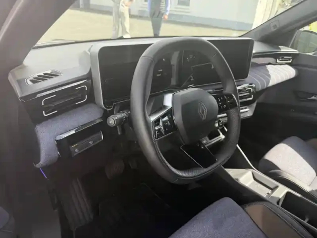 Renault 5 renault  e-tech electrique 10 ch autonomie confort — photo 9