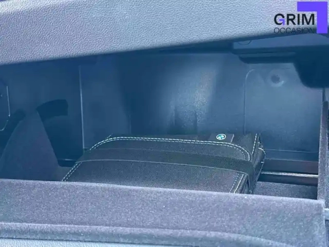 Bmw I4 edrive40 — photo 33