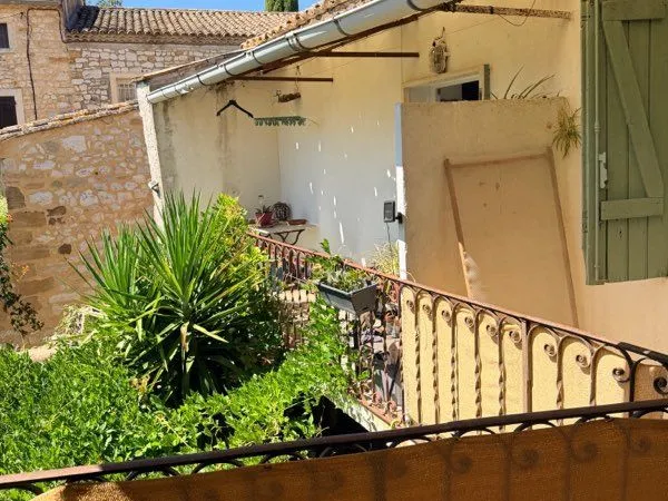 Location maison de ville baron