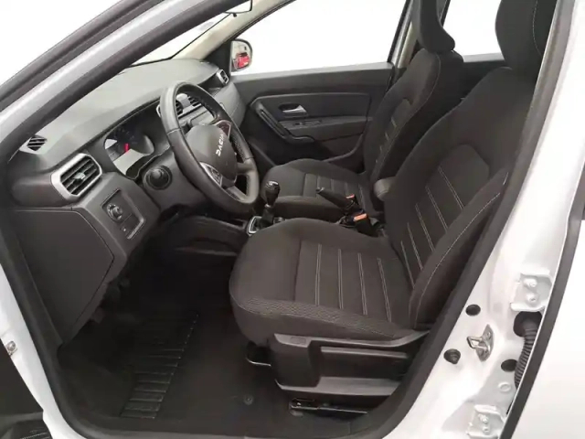 Dacia Duster eco-g 100 4x2 — photo 26