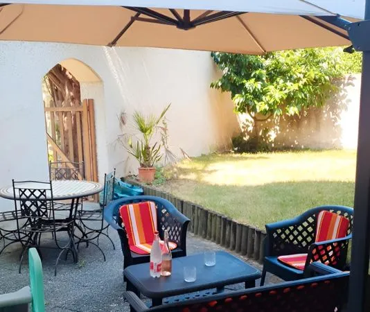 T1 Bis 35m² refait à neuf + Jardin/Terrasse + Parking + Cave - Poissy centre ville