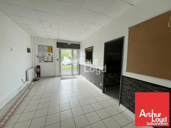 Bureaux 275 m² CHAURAY