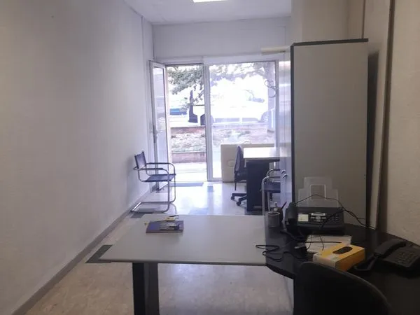 Chartreux local commercial