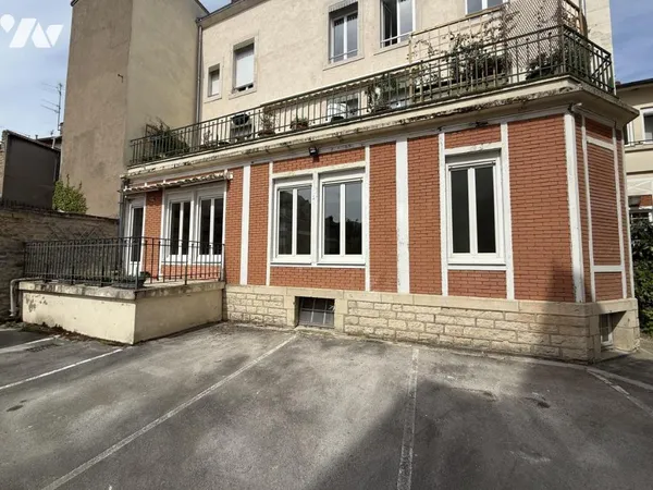 Appartement 6 pièces 140 m²