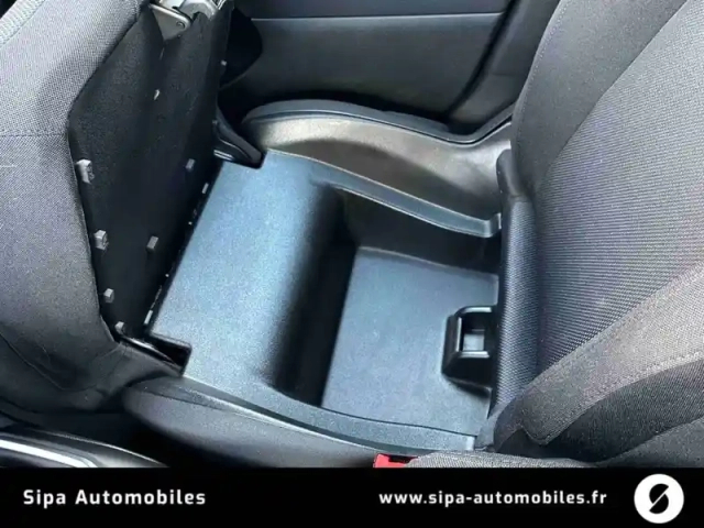 Jeep Renegade 1.3 gse t4 150 ch bvr6 — photo 31