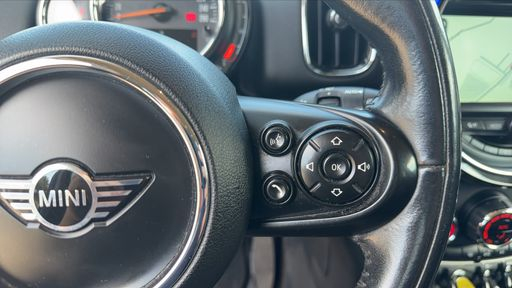 Mini Countryman 1.5 Cooper S 224 ALL4 Steptronic 6 - Chili – 2018 – 159980 km – Hybride rechargeable – Boîte Automatique — photo 19
