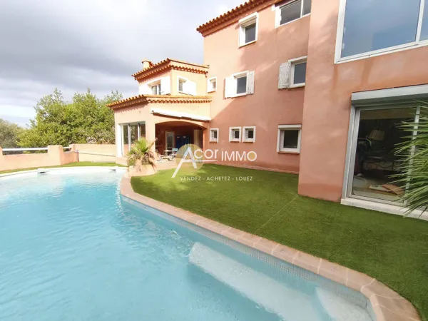 Maison 7 pièces 170 m²