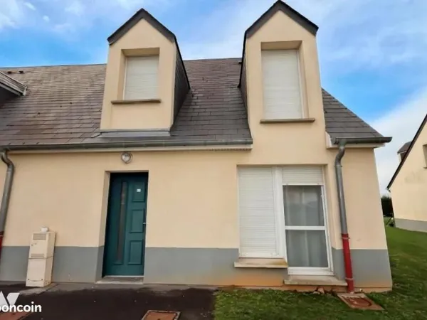 Studio 1 pièce 28 m²