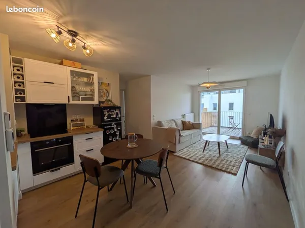 Sous Location Appt Bordeaux / dec 26 -mars 27