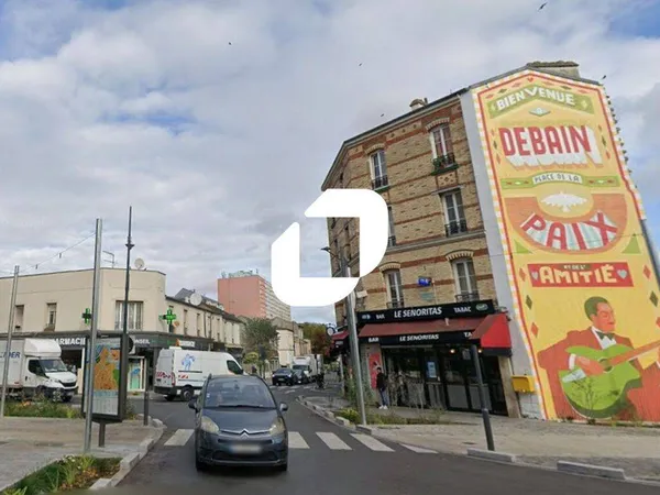 Local commercial 101 m²