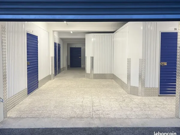Location garde meuble / box de stockage de 1,5 à 65 m²