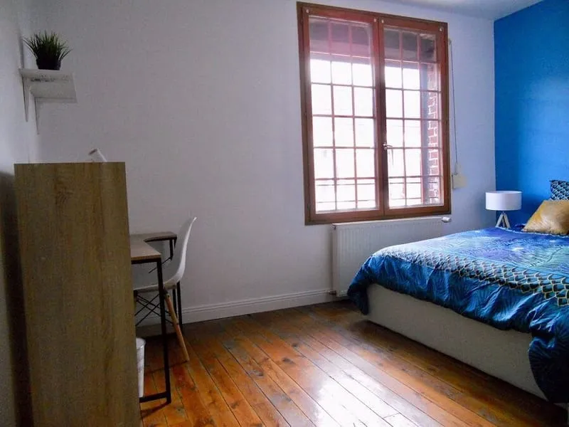 Photo 1