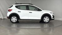 Dacia Sandero 1.0 ECO-G 100ch Stepway Essential — photo 4